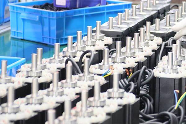 כיצד להמיר תנועה סיבובית לתנועה ליניארית