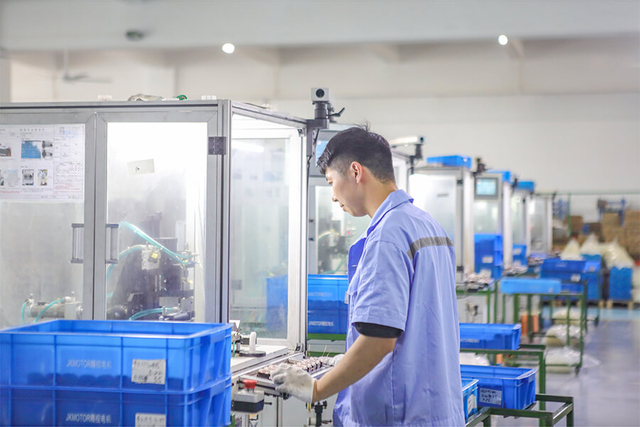 फ़ैक्टरी 3