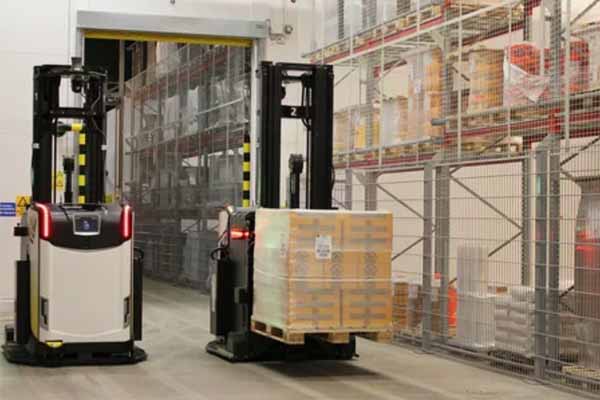 &Ouml;t&uuml;r&uuml;lən Step Motorlar AGV və AMR Hərəkət İdarəetməsini necə təkmilləşdirir?
